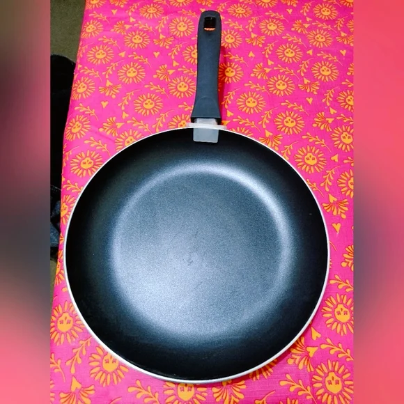 Decorative Diá de los Muertos Pan - Picture 2 of 2